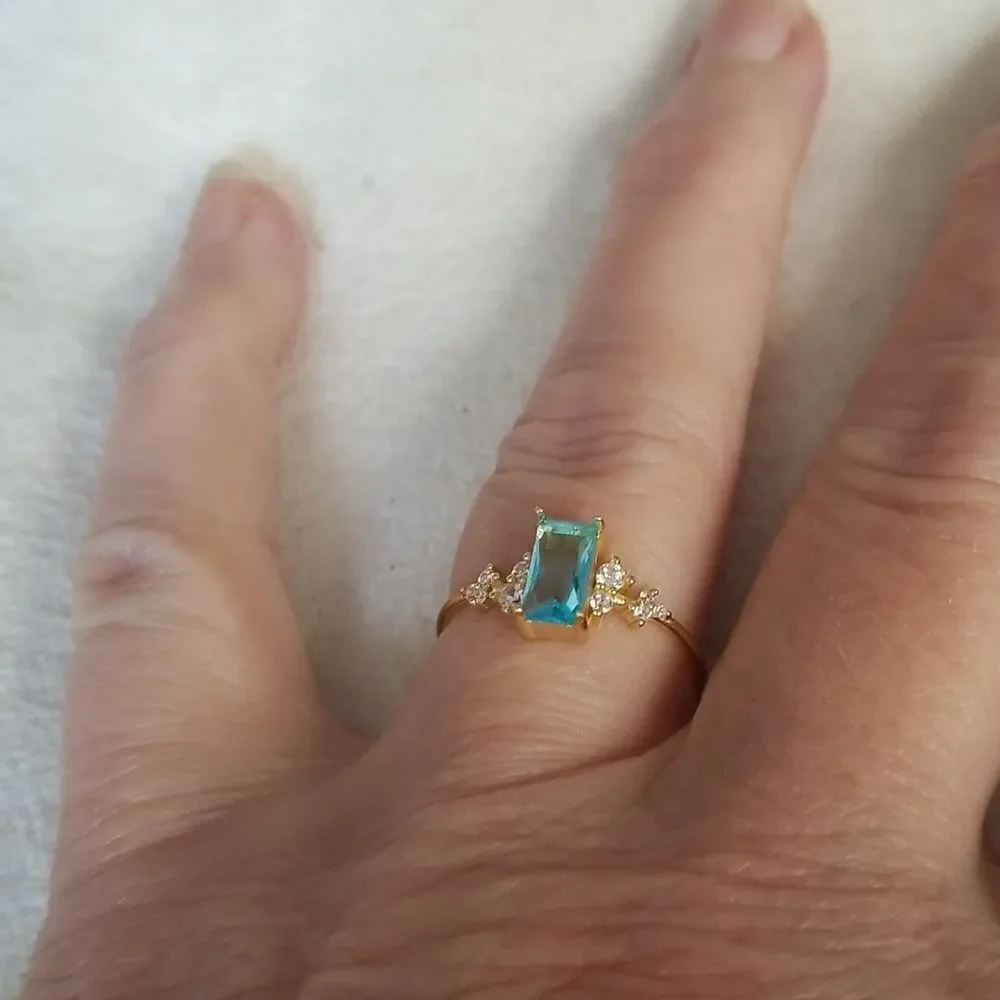 Rectangular size 8 ring ocean blue
